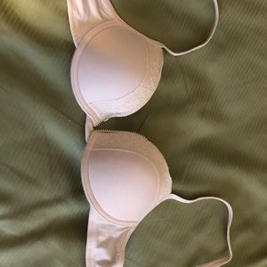 Calvin Klein Push-up Bra (32A) Ivory